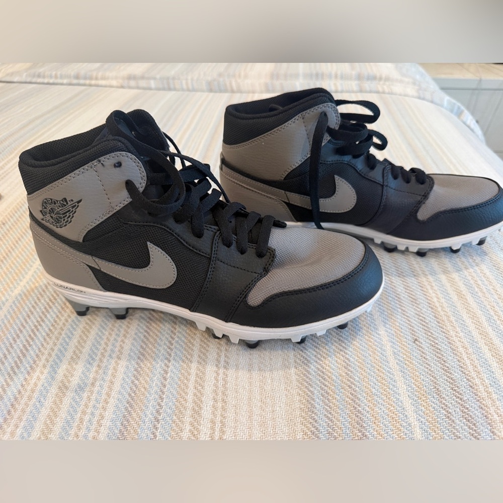 Jordan 1 Black and Gray Mid TD High-Top Football Cleats